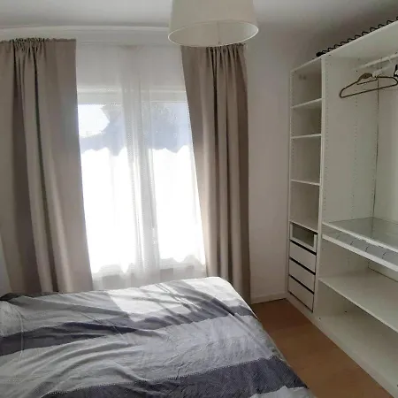 Villa 3 Bedrooms Villa With Jacuzzy Furnished Terrace And Wifi At Waterloo *