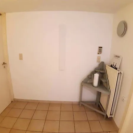 Villa 3 Bedrooms Villa With Jacuzzy Furnished Terrace And Wifi At Waterloo Waterloo
