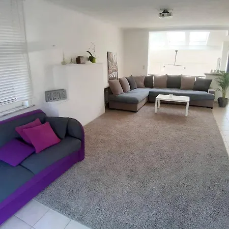빌라 3 Bedrooms Villa With Jacuzzy Furnished Terrace And Wifi At Waterloo 와떼흘루