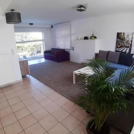 Villa 3 Bedrooms Villa With Jacuzzy Furnished Terrace And Wifi At Waterloo *